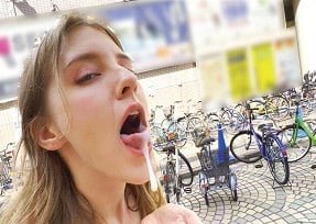 Мелодия Маркс обнаружил токийский вечер, полный страсти